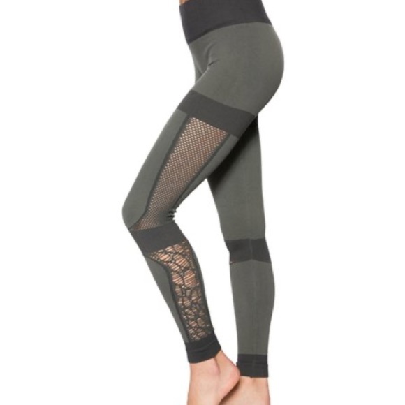 NUX Pewter Grey Black Tasha Legging NWT Size Small - Picture 1 of 4